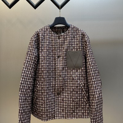 LV 루이 모노그램 시크 노카라