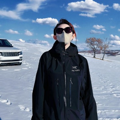 가장 클래식한 블랙 커플 매치