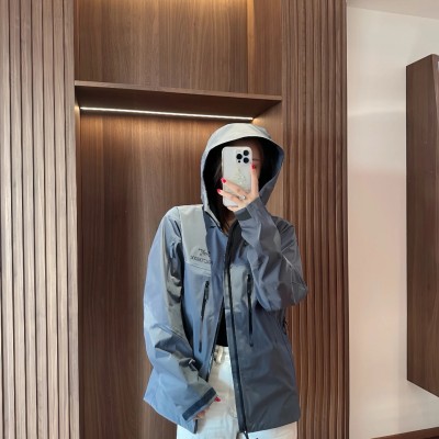 새 컬러 스모크 그레이, 샤오홍