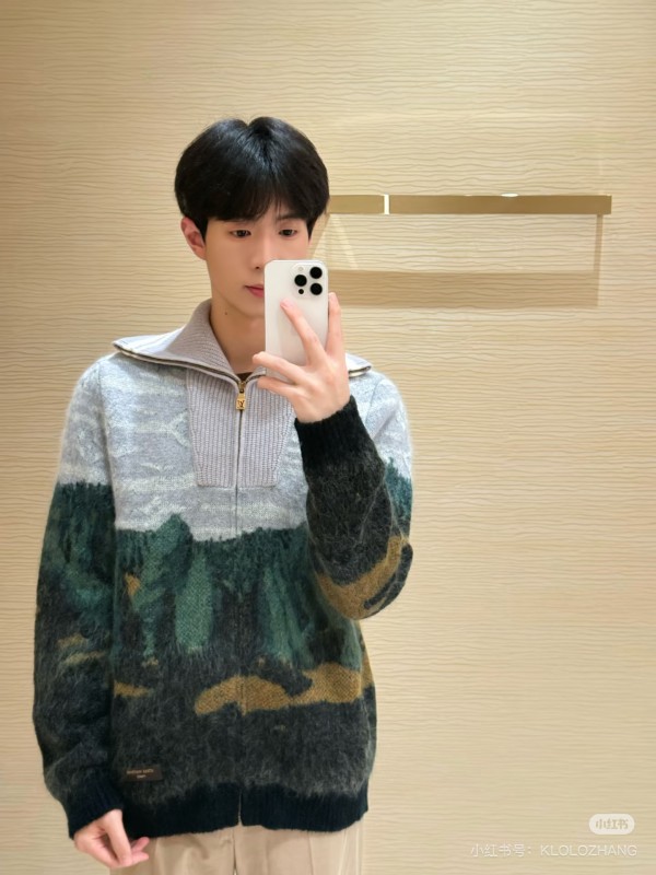 착용 이미지