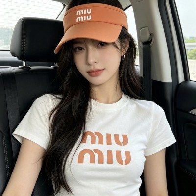 모델컷 미우미우 오픈탑 모자 베