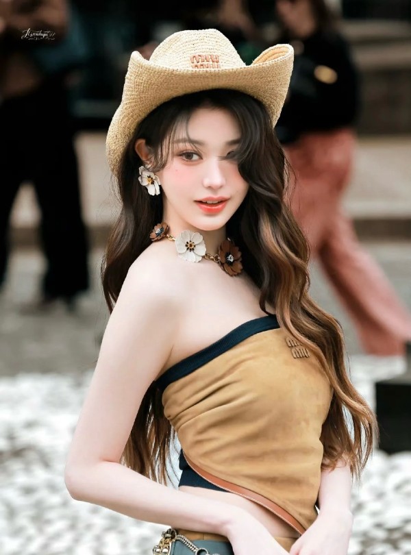 미우미우 라피아 재즈햇