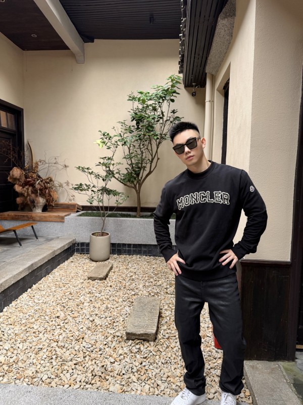 모델 사진